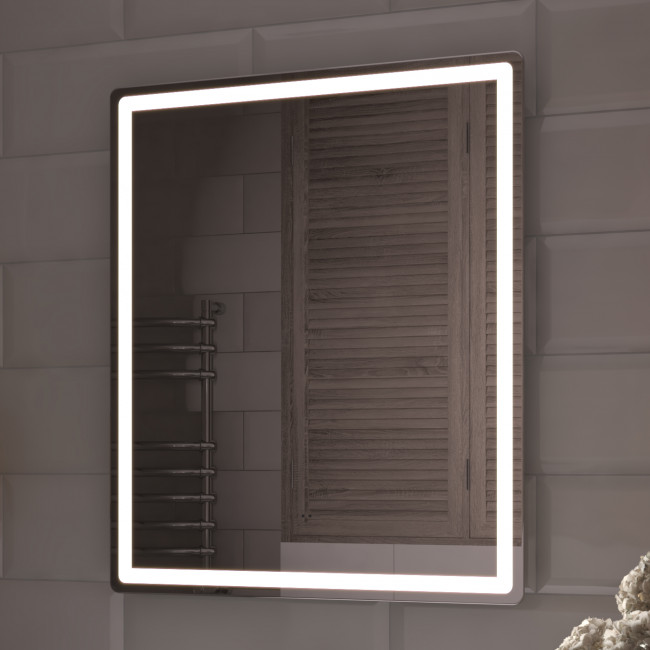 Зеркало VIGO Geometry Comfort 600  (058)