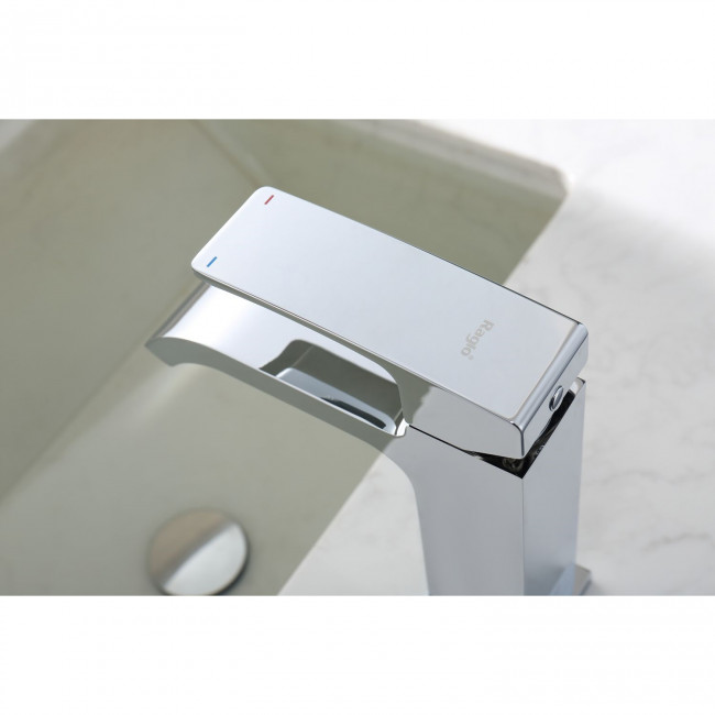 Смеситель Raglo для умывальника (R02.10) Смеситель Raglo для умывальника (R02.10)