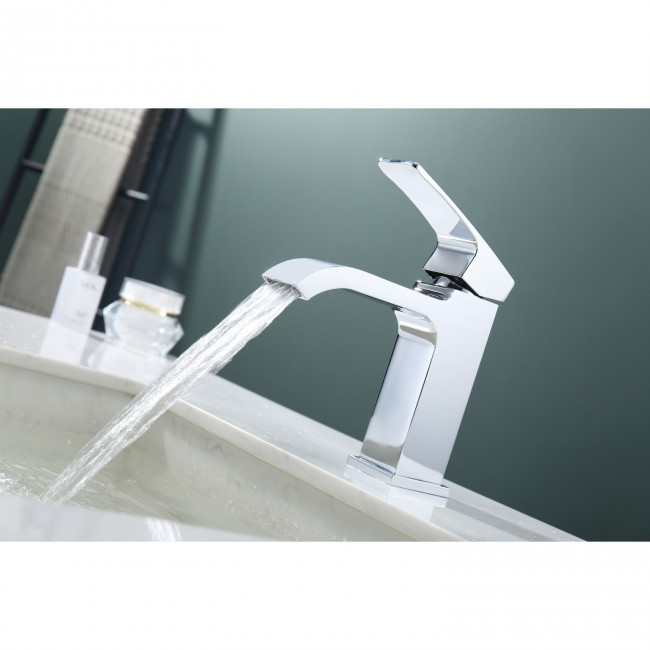 Смеситель Raglo для умывальника (R02.10) Смеситель Raglo для умывальника (R02.10)