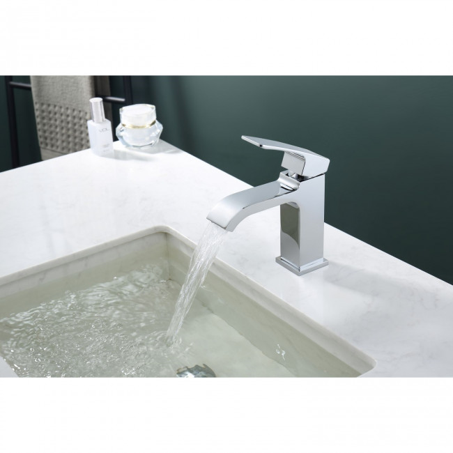 Смеситель Raglo для умывальника (R02.10) Смеситель Raglo для умывальника (R02.10)