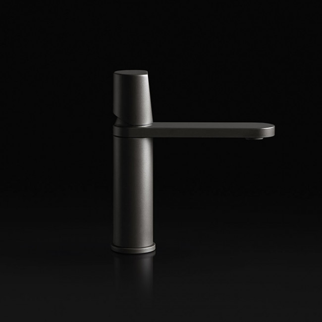 Antonio Lupi Indigo Смеситель для раковины, на 1 отв., излив: 165мм, цвет: Satin Stainless Steel Finish Antonio Lupi Indigo Смеситель для раковины, на 1 отв., излив: 165мм, цвет: Satin Stainless Steel Finish