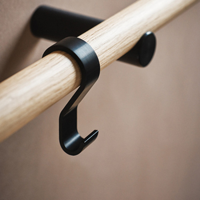 Agape Dot line Алюминий крючок, подвесной, цвет: черный Agape Dot line Алюминий крючок, подвесной, цвет: черный