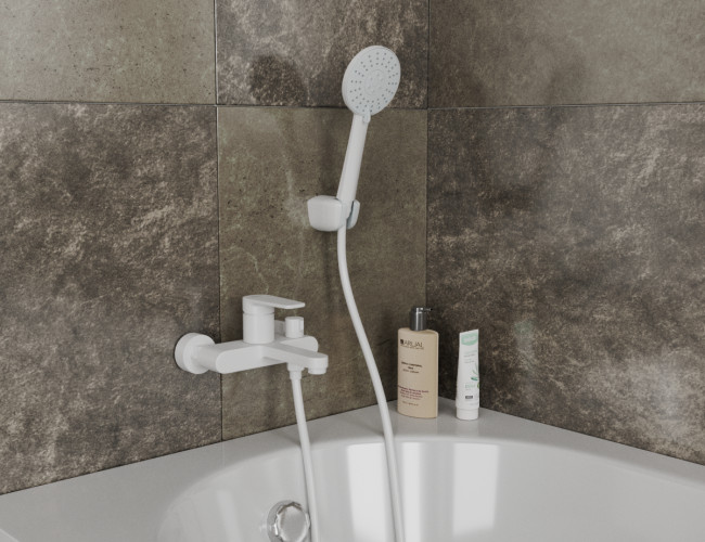 Смеситель для ванны с душем DK Bayern.Fürth (DA1523208) Смеситель для ванны с душем DK Bayern.Fürth (DA1523208)