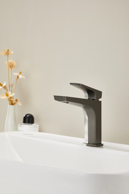 Смеситель для раковины HAIBA оружейная сталь (HB10726-3)