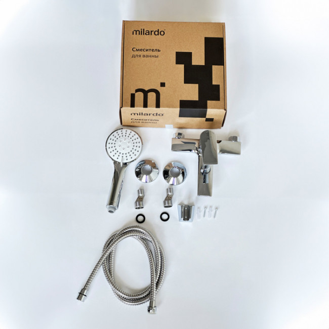 Смеситель для ванны Milardo Azure глянцевый хром (AZUSB00M02)