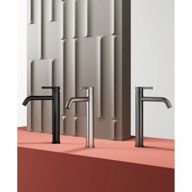 Смеситель Splenka высокий для умывальника (S221.15.05) Смеситель Splenka высокий для умывальника (S221.15.05)