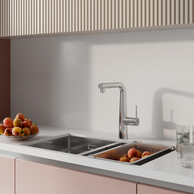 Смеситель для кухни IDDIS Pure с фильтром и выдвижным изливом, хром (PURSBPFi05N) Смеситель для кухни IDDIS Pure с фильтром и выдвижным изливом, хром (PURSBPFi05N)