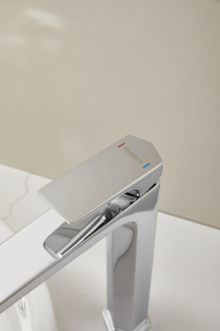 Смеситель для раковины HAIBA хром (HB11726)