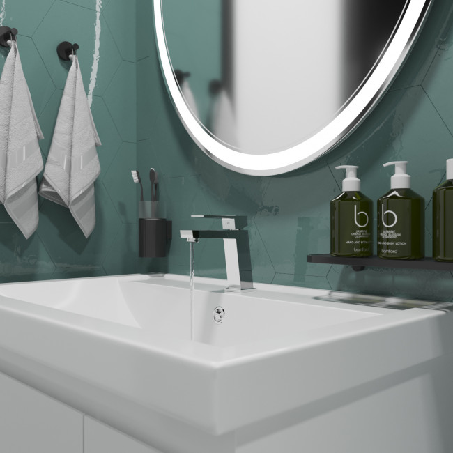 Смеситель для раковины 35k MIXLINE ML20-04 "Quadro" (550735)