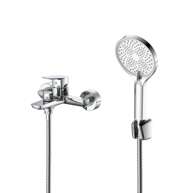 Смеситель для ванны с душем DQ Hamburg короткий излив хром (DA1743201)