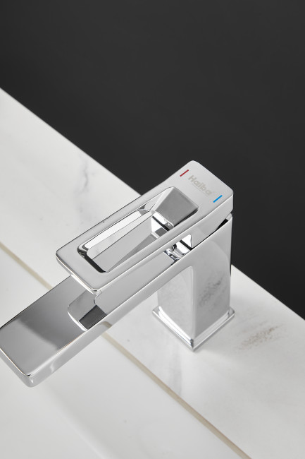 Смеситель для раковины HAIBA цвет: хром (HB10732)