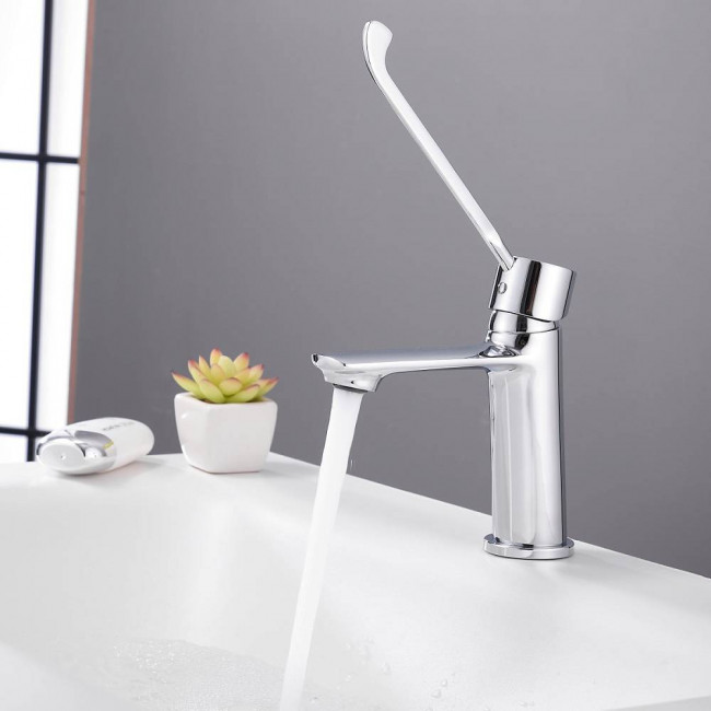 Смеситель для раковины BELZ хром (B10019) Смеситель для раковины BELZ хром (B10019)