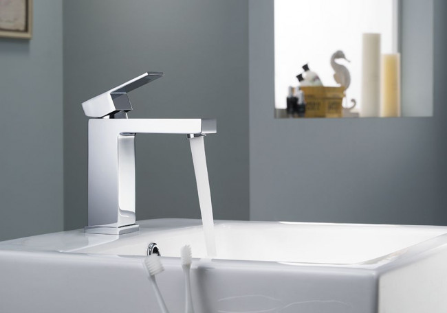 Смеситель для раковины Timo Selene (2061/00F chrome)