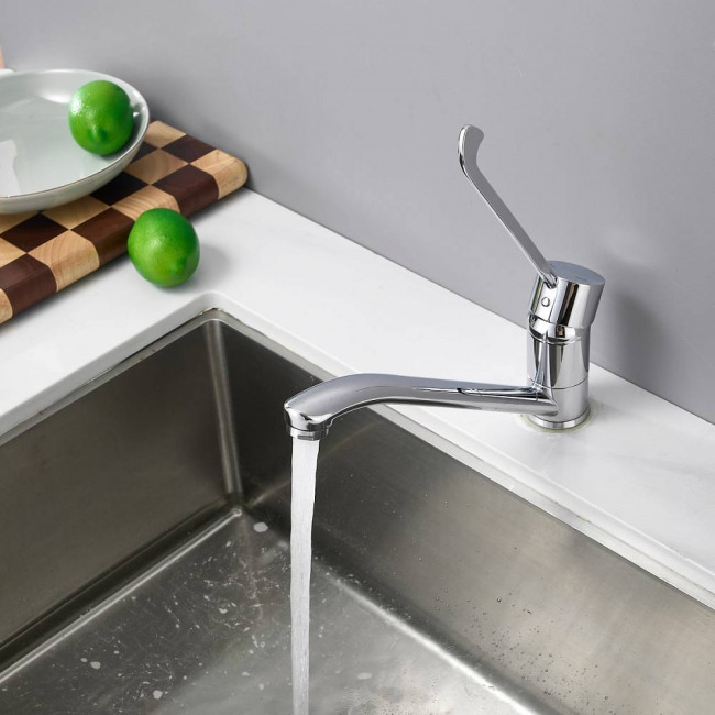 Смеситель для кухни BELZ хром (B70019) Смеситель для кухни BELZ хром (B70019)