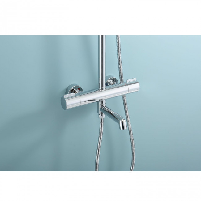 Душевая система Raglo с термостатом для ванны (R20.26) Душевая система Raglo с термостатом для ванны (R20.26)