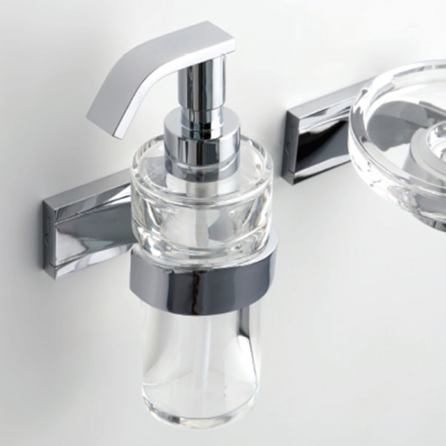 Bertocci ES Дозатор для жидкого мыла, подвесной, цвет: хром Bertocci ES Дозатор для жидкого мыла, подвесной, цвет: хром