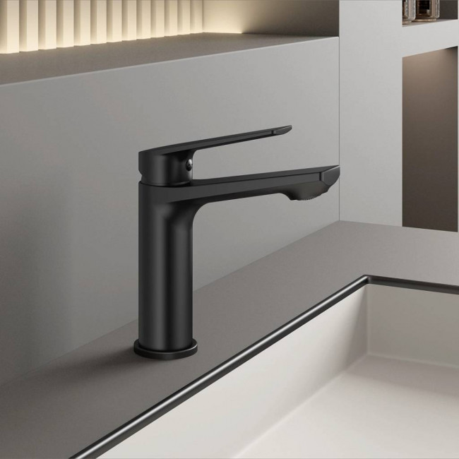 Смеситель для раковины BELZ B533-7 (B10533-7) Смеситель для раковины BELZ B533-7 (B10533-7)