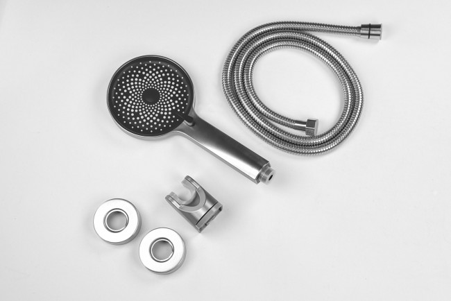 Смеситель для ванны Fmark (FS8824) Смеситель для ванны Fmark (FS8824)