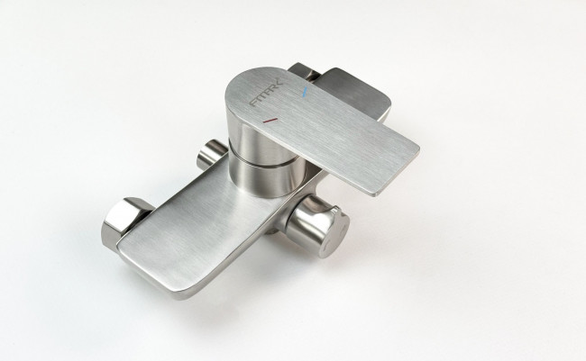 Смеситель для ванны Fmark (FS8824) Смеситель для ванны Fmark (FS8824)