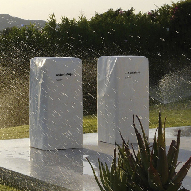 Antonio Lupi Babele Камин 40х40х131cм, на биоэт, корпус из стали, дверца и полка, противоп стеклами и горелкой из нерж стали LAFLACA, отдел Ruggine