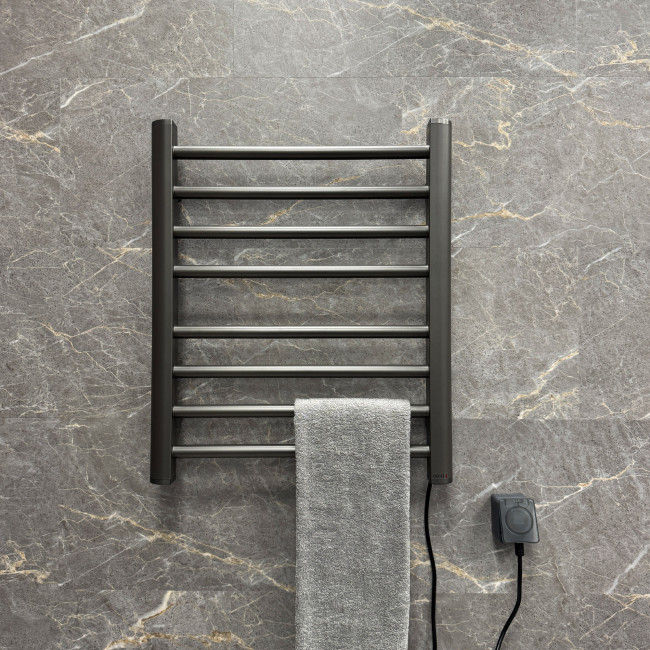 Полотенцесушитель электрический Fixsen UNIVERSAL 600х500 графит (FX-7200F) Полотенцесушитель электрический Fixsen UNIVERSAL 600х500 графит (FX-7200F)