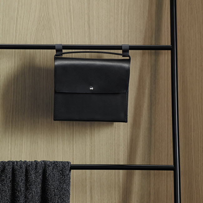 Burgbad Coco Стеллаж для полотенец 80x180 см, цвет: черный Burgbad Coco Стеллаж для полотенец 80x180 см, цвет: черный