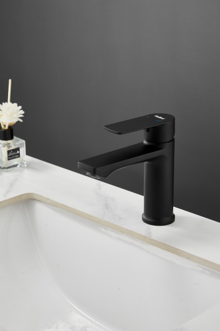 Смеситель для раковины HAIBA цвет: черный (HB10719-7)