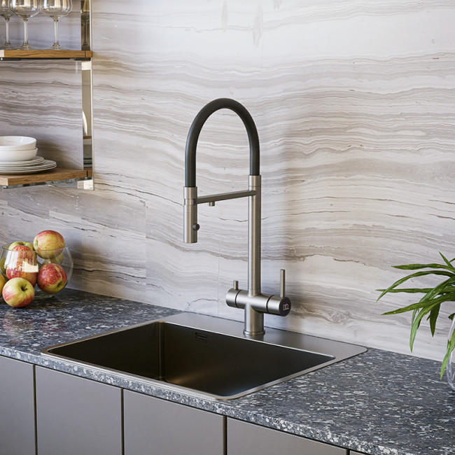 Смеситель для кухонной мойки DQ с фильтром сатин (DA1462504Satin) Смеситель для кухонной мойки DQ с фильтром сатин (DA1462504Satin)