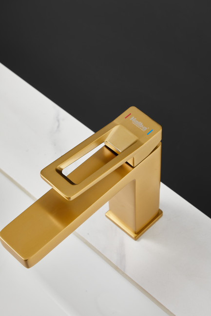 Смеситель для раковины HAIBA цвет: золотой (HB10732-5) Смеситель для раковины HAIBA цвет: золотой (HB10732-5)