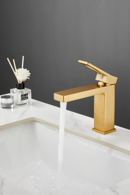 Смеситель для раковины HAIBA цвет: золотой (HB10732-5) Смеситель для раковины HAIBA цвет: золотой (HB10732-5)