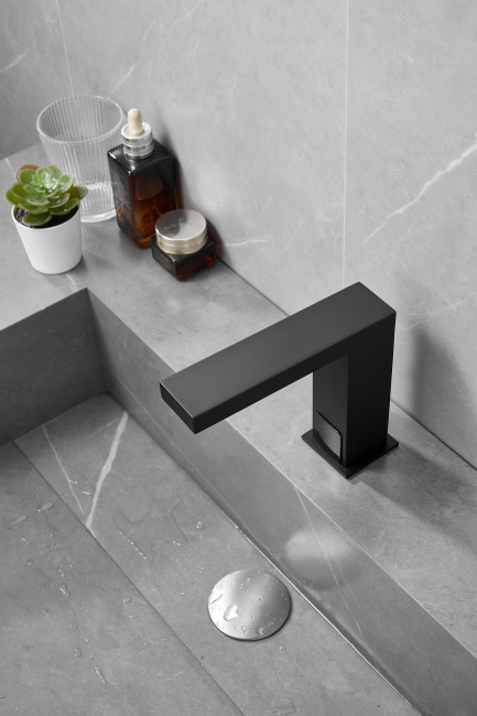 Смеситель для раковины HAIBA сенсорный черный (HB524-7) Смеситель для раковины HAIBA сенсорный черный (HB524-7)