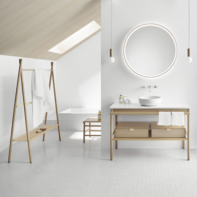 Burgbad Mya Полотенцедержатель 100x150см, напольный, цвет: дуб натуральный Burgbad Mya Полотенцедержатель 100x150см, напольный, цвет: дуб натуральный