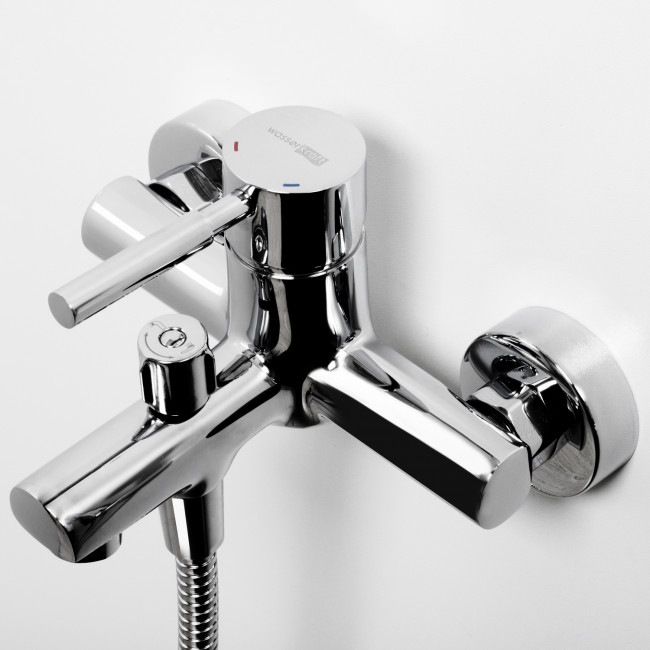 WasserKRAFT Main 4101 Смеситель для ванны с коротким изливом
