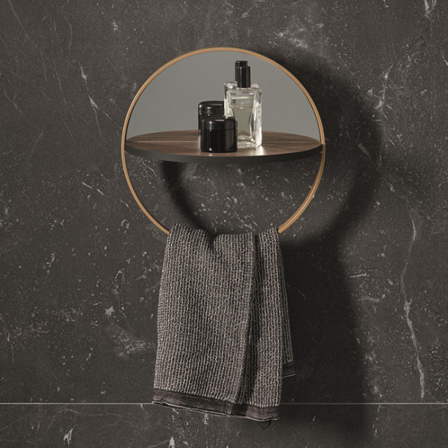 Burgbad Lavo 2.0 Полка настенная O31см., с зеркалом и полотенцедержателем, подвесная, цвет: Nussbaum Dekor/золото Burgbad Lavo 2.0 Полка настенная O31см., с зеркалом и полотенцедержателем, подвесная, цвет: Nussbaum Dekor/золото